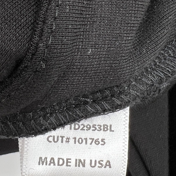 Fore Womens Cut-Out Scoop Neck Cropped Top in Black Size Medium NWT(flaws) - Picture 6 of 10